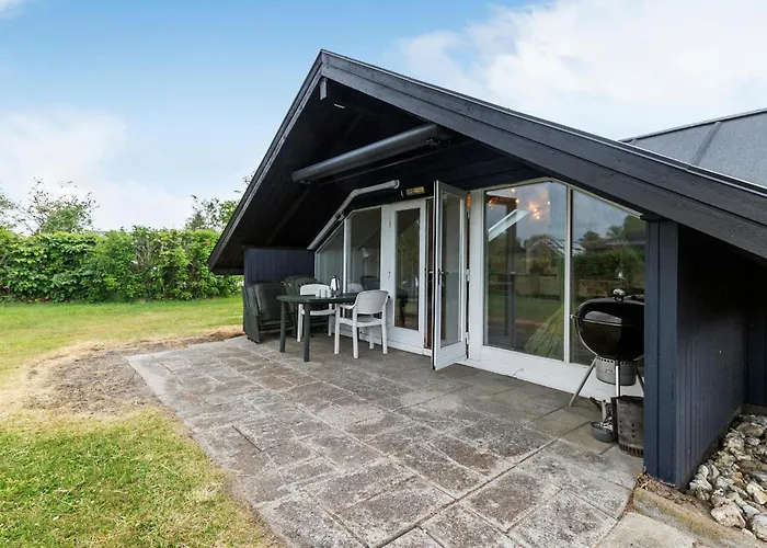 Holiday home Cozy In With Wifi Grenaa